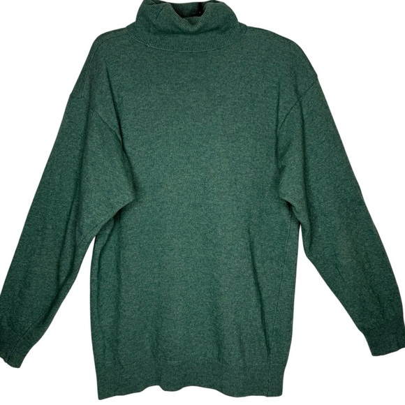 German Made Women’s Sea Foam Green Wool Cashmere Turtleneck Sweater Size 36 38 M - Picture 15 of 15
